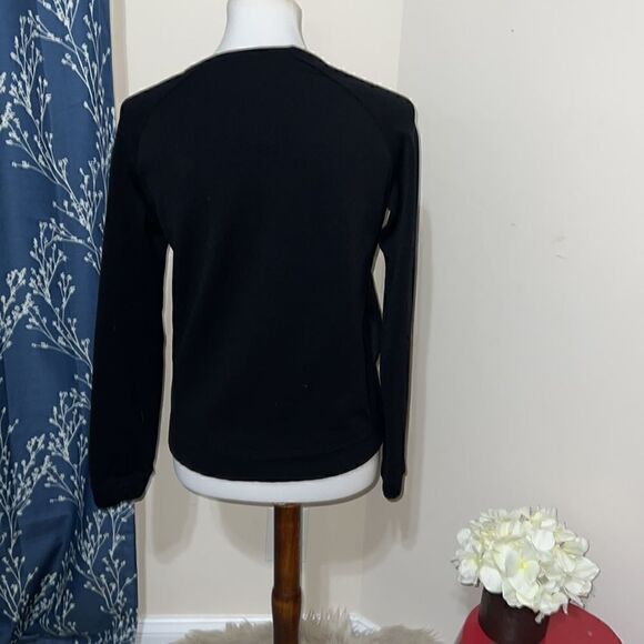 Lululemon
Snapshot Crew Reflective Crewneck Sweatshirt Black Pockets - Picture 4 of 7